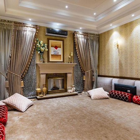 Hotel Luxe Manor Near Delhi Airport New Delhi Buitenkant foto