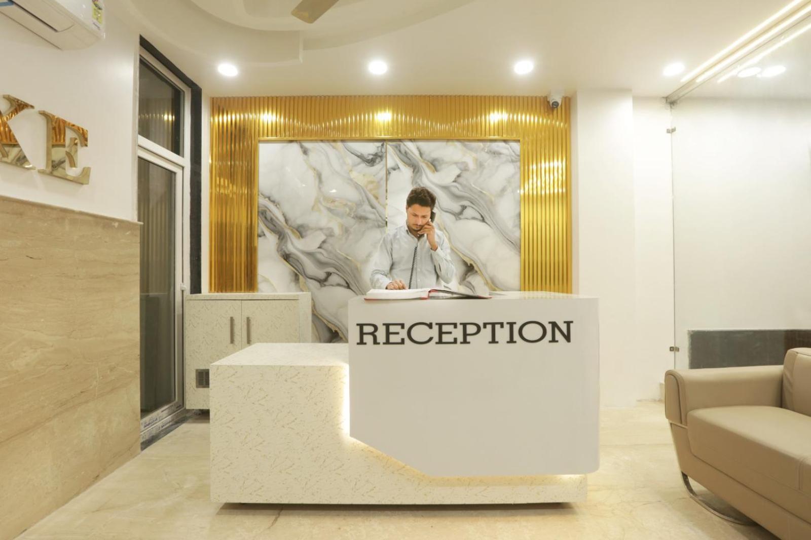 Hotel Luxe Manor Near Delhi Airport New Delhi Buitenkant foto